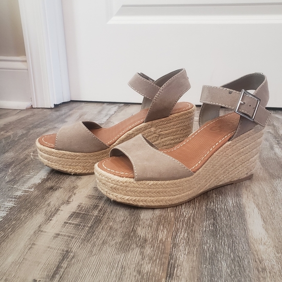 Circus by Sam Edelman Delilah Tan Wedge Espadrille Heel Size 8 - Picture 8 of 13
